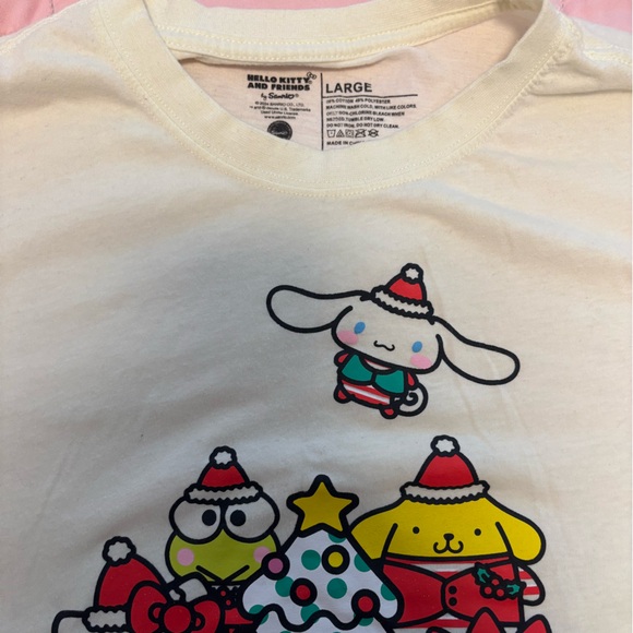 Hello Kitty Sleep Tee - Picture 2 of 2